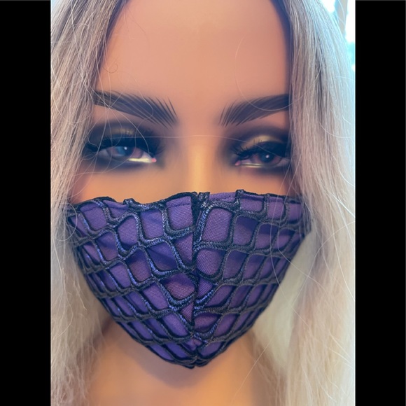 Net face mask - Picture 1 of 1